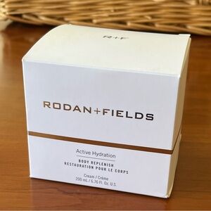 Rodan + Fields Active Hydration Body Replenish 200 mL